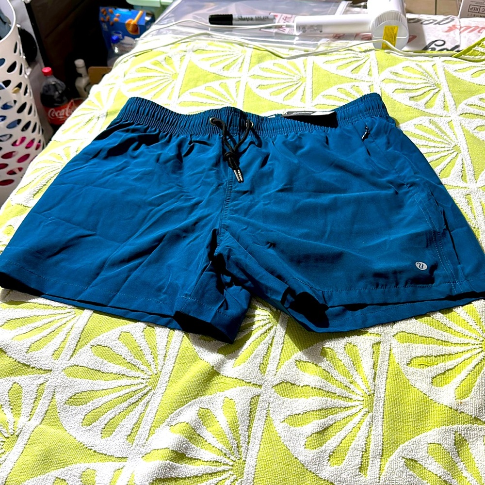 Men’s shorts